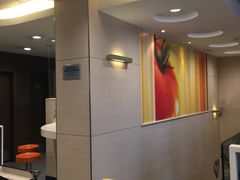 -麦当劳(杨林得来速店)