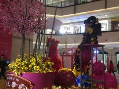 -梅龙镇广场