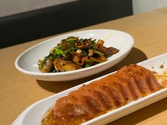 -渝信川菜 · 川味家常菜(财富购物中心店)