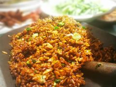 -茸梅路右拐龙虾-农家菜(松江店)