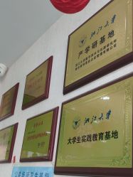 -苗医生专业祛痘·皮肤管理