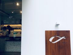 -Line 咖啡(石厦花园店)