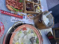 -阿婆情腊排骨火锅(金虹路店)