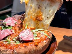 -Dragon Pizza•圆脸龙披萨·牛排餐厅