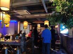 大堂-巴渝瓦肆重庆鲜火锅(宝龙环湖店)