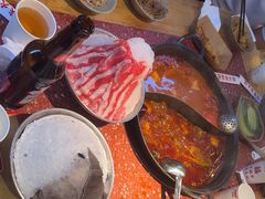 -赵美丽·重庆社区火锅·直营店(火车东站·中豪国际店)