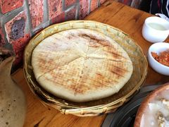 -阿婆情腊排骨火锅(金虹路店)