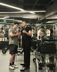 -浙江1+1主持人工作室