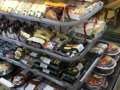 -全家便利店(东直门店)