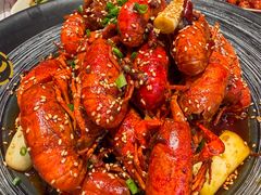 -肥肥虾庄·金牌油焖大虾(汉口城市广场店)