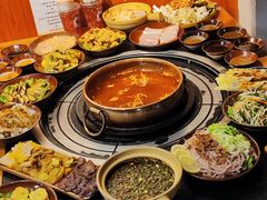 -阿山卓·野生菌火锅·纳西火塘烤肉