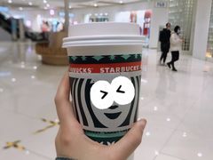 香草拿铁-星巴克(烟台大悦城店)