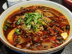 -万重锦·人文川菜馆(骡马市店)