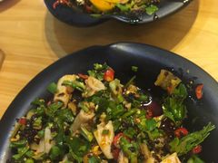 -二孃鸡爪爪(东郊记忆店)