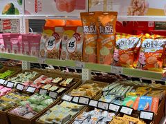 零售区-来伊份(龙之梦长宁店)
