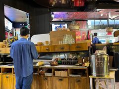 -吃饭皇帝大土家民族菜(正大广场店)
