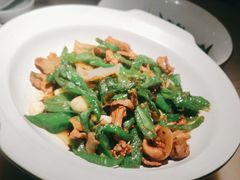-佬麻雀·新湘菜(珠海金发购物中心店)