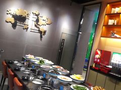 -钱小主·自助回旋烤肉火锅餐厅(东方新天地店)