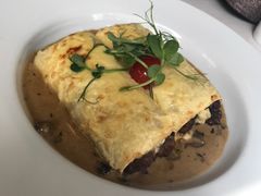 -Bully Hayes Restaurant & Bar