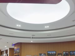 -雅悦齿科(顾村公园店)