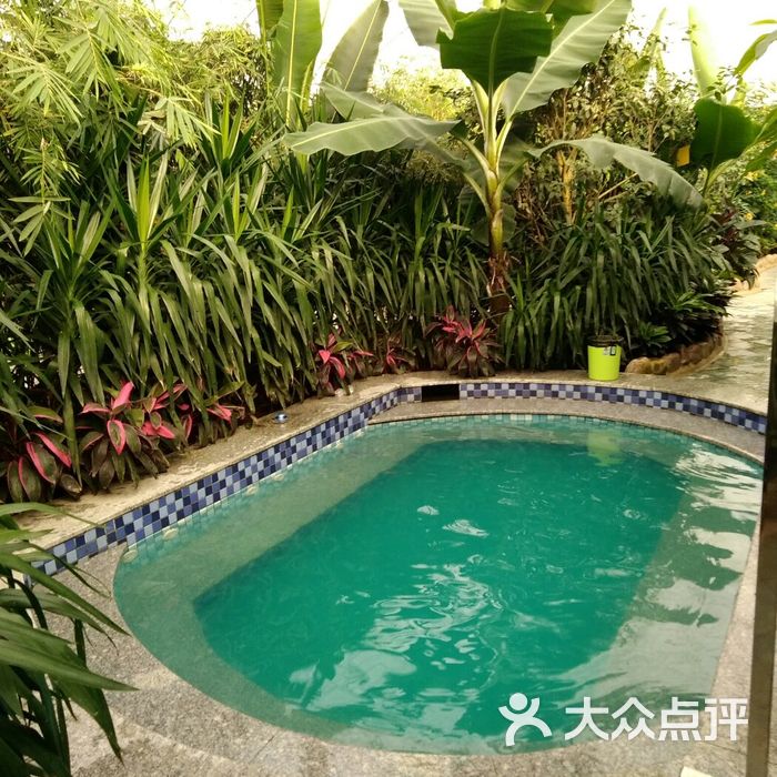 花溪地温泉生态乐园