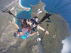 -费特希耶滑翔伞