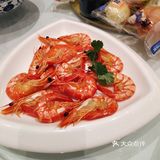 公司年会场装扮的 咋一看还以为婚礼现场