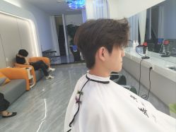 -V7 HAIR SALON烫发染发接发