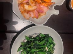 -大头虾越式风味餐厅(光明广场店)