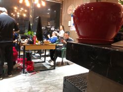 -PE SALON