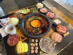 -黄潇洒老火锅(九眼桥宏济巷店)