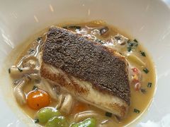 真鲷配果仁芝麻时令蔬菜佐特制甜酸汁-Jean Georges