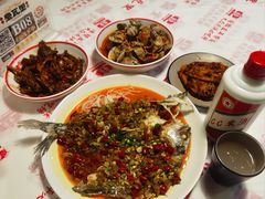 -堂瓦里·33年传统赣菜(第一街区店)