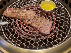 -極屋鮨牛 · 烧肉酒场(时代C馆店)