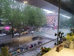 景观位-轻捞慢起面馆(新世界百货店)