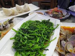 -四川小胡子海鲜(丁村万人海鲜广场店)