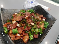 -辣椒炒肉(华城购物广场（四楼）店)