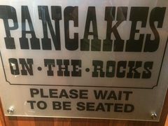 -Pancakes on the rocks(Darling Harbour)