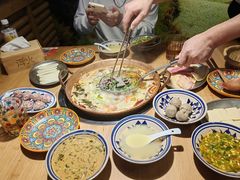 -洱火云南酸菜牛肉火锅(石景山当代商城店)