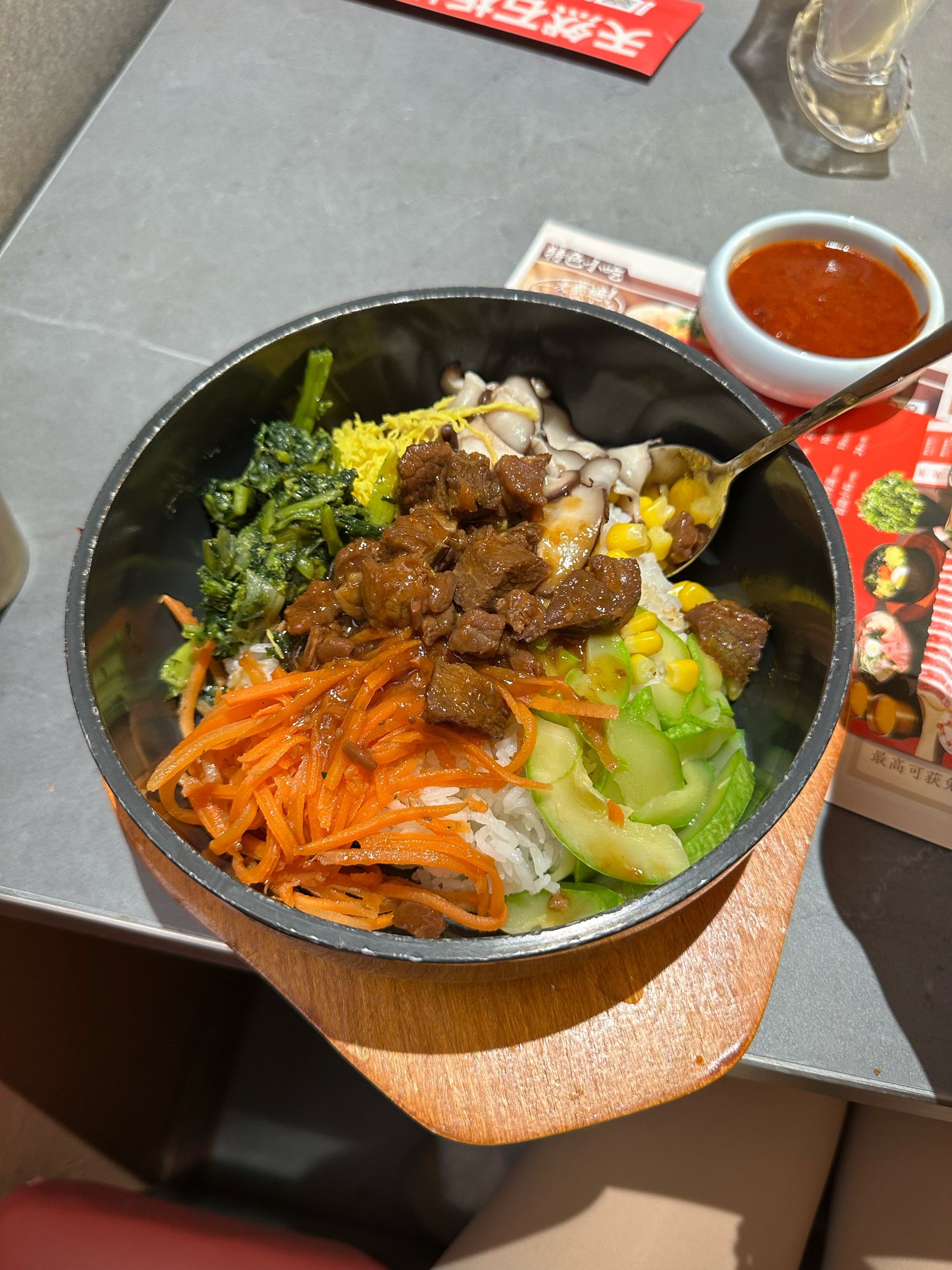 勒泰韩红石板烤肉