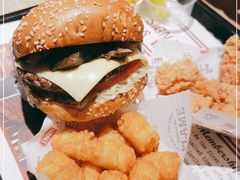 -The Habit Burger Grill 哈比特汉堡(复兴soho店)