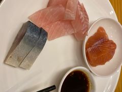 -上海西藏大厦万怡自助餐厅(徐汇店)