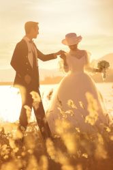 -至臻微拉婚纱摄影