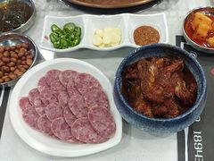 -艺林烤肉城(光明店)