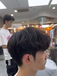 -川和潮人