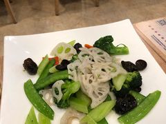 -永記粤菜·五指毛桃花雕鸡煲(九亭店)