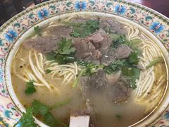 -金杨拉面王小吃面馆·牛三宝面·红烧牛肉粉