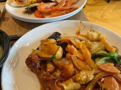 -齐河孔雀王温泉酒店·金孔雀自助百汇