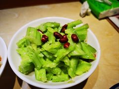 -老佛爷炭火蛙锅直营(清滨路总店)