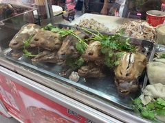 -正宁路小吃夜市